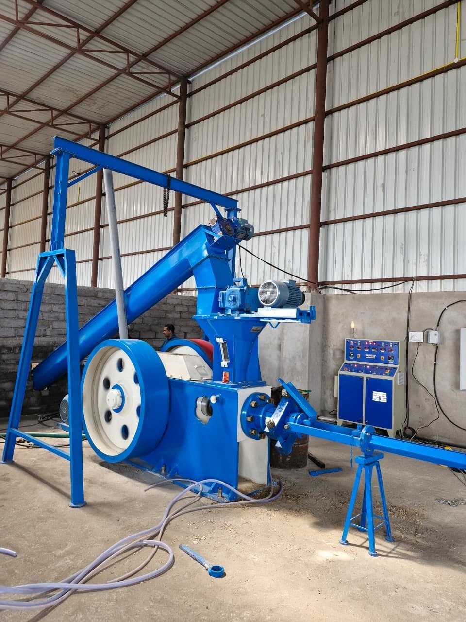 Biomass Briquette Machine - Jumbo 90 mm